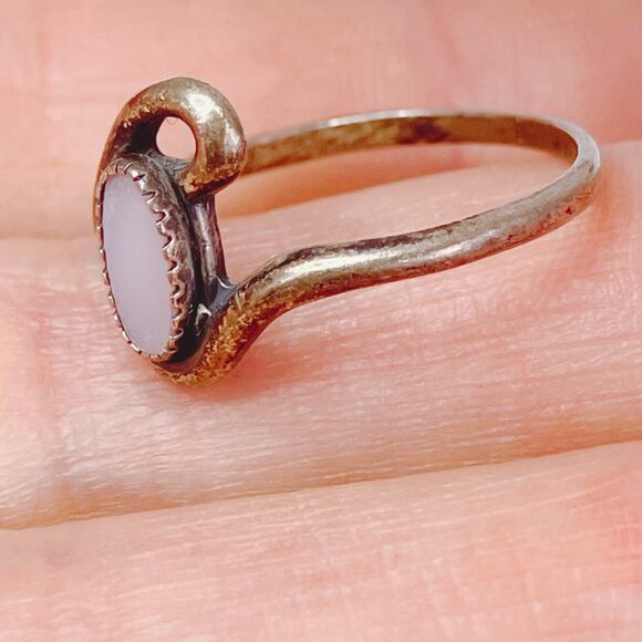 Vintage Ring Sterling Silver Mother of Pearl 1960s Signed WM Modernist Size 7.5 - Picture 15 of 16